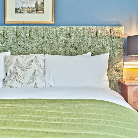 The Yewdale And Village Hotel 3*