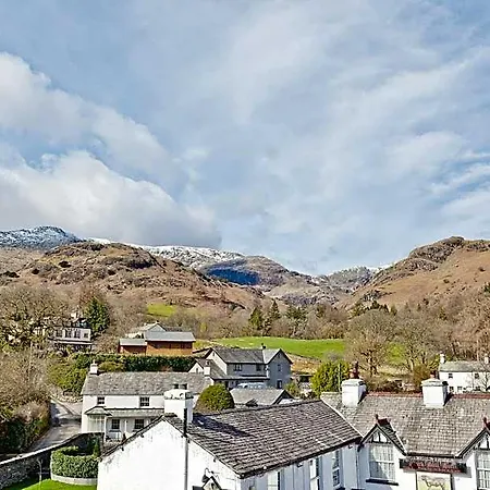The Yewdale And Village 3*