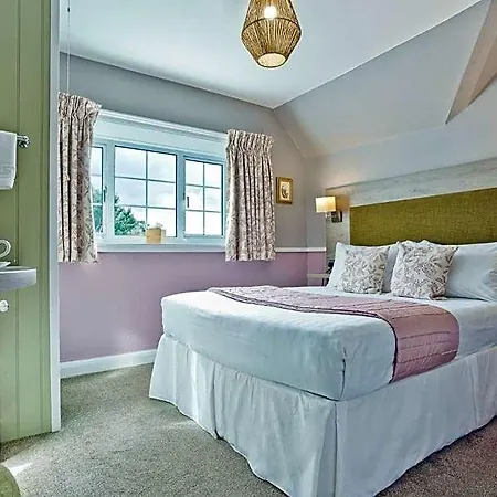 Hotel The Yewdale And Village