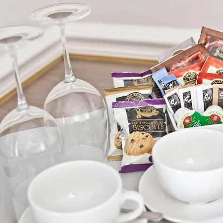 The Yewdale And Village 3*