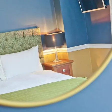 The Yewdale And Village מלון