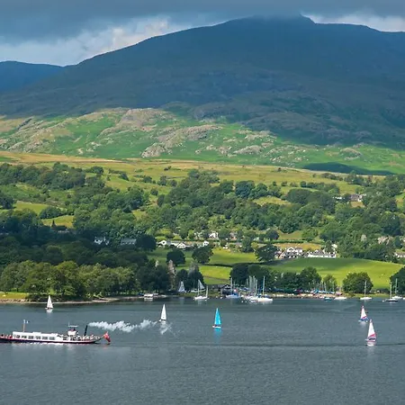 The Yewdale And Village מלון