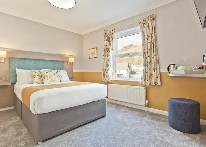 The Yewdale And Village 3*