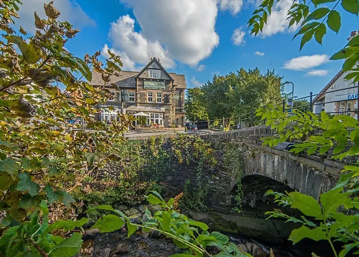 The Yewdale And Village فندق