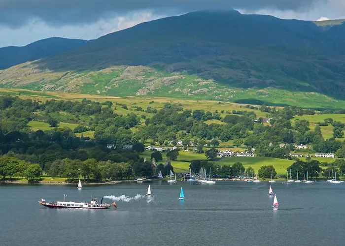 The Yewdale And Village فندق